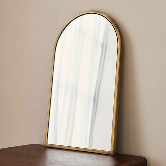 Miroir arqué doré pleine longueur