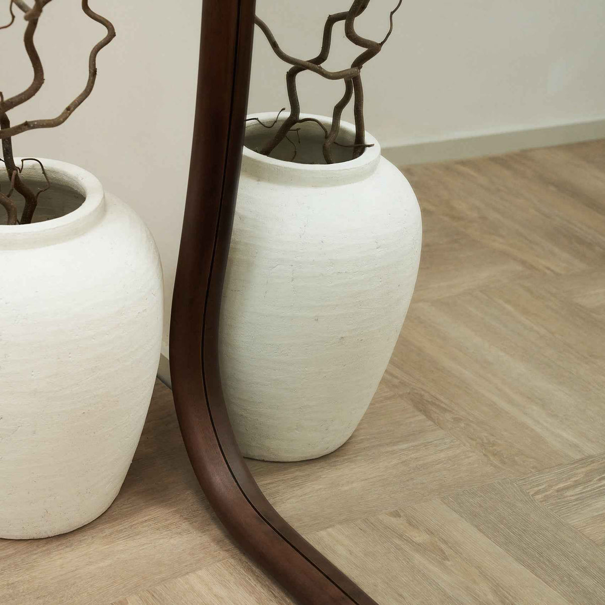 Aaliyah - Miroir irrégulier extra grand pleine longueur en bois foncé 180cm x 110cm