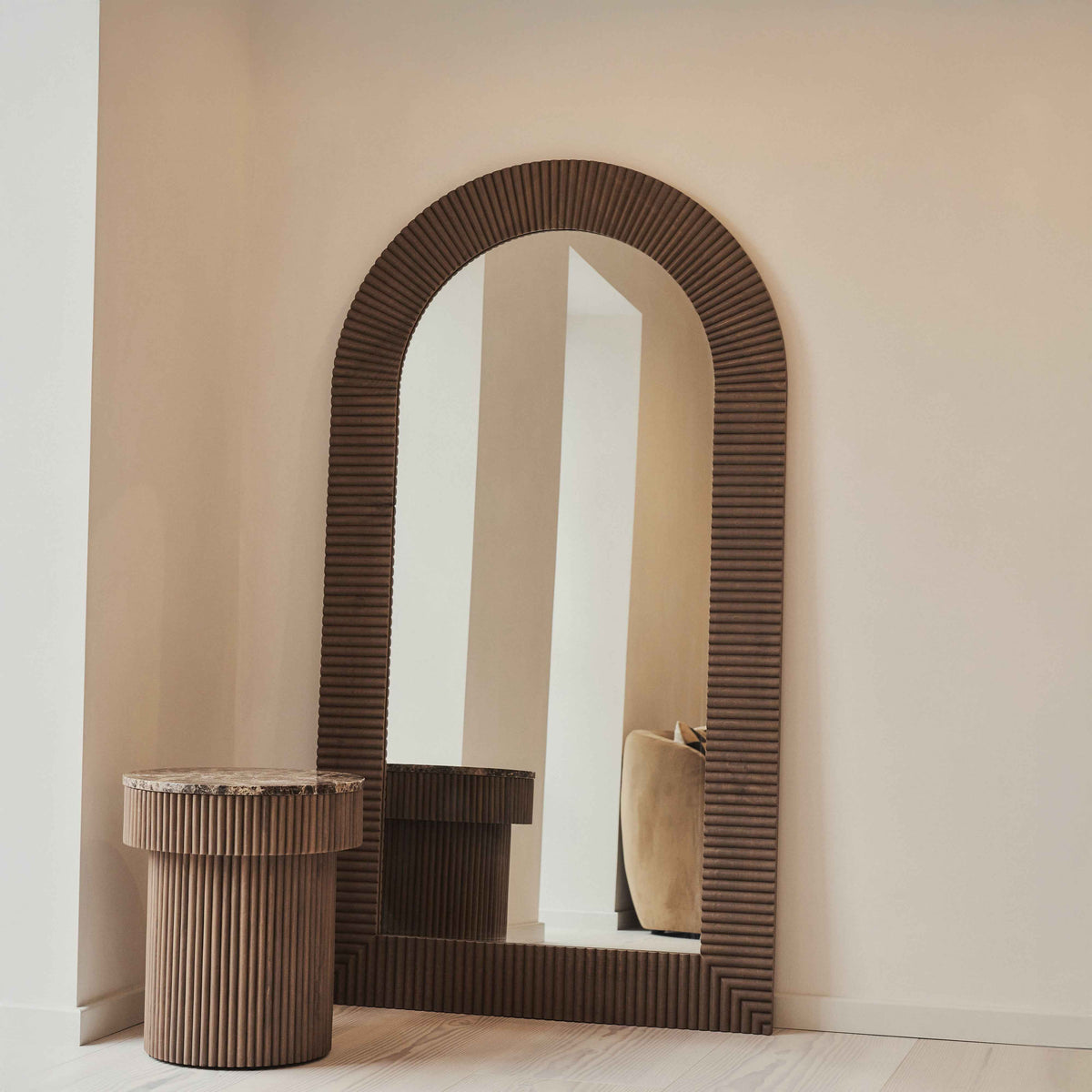 Sloane - Grand Miroir Arqué Premium en Bois Chaud 180cm x 100cm