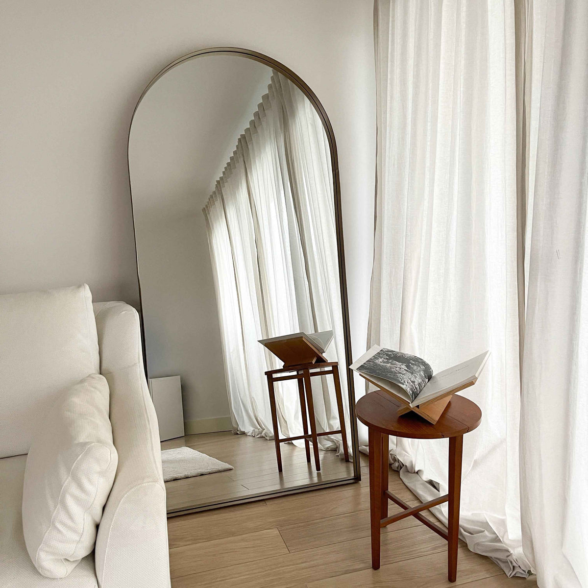 Arcus - Miroir Métallique Arqué Grand Format Doré 170cm x 80cm