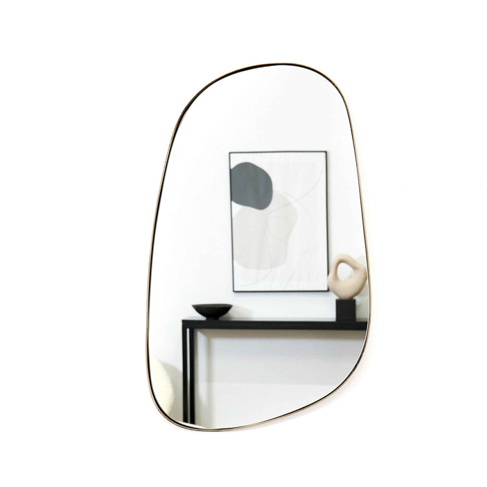 Ava - Miroir irrégulier en forme de pierre dorée 75 cm x 45 cm