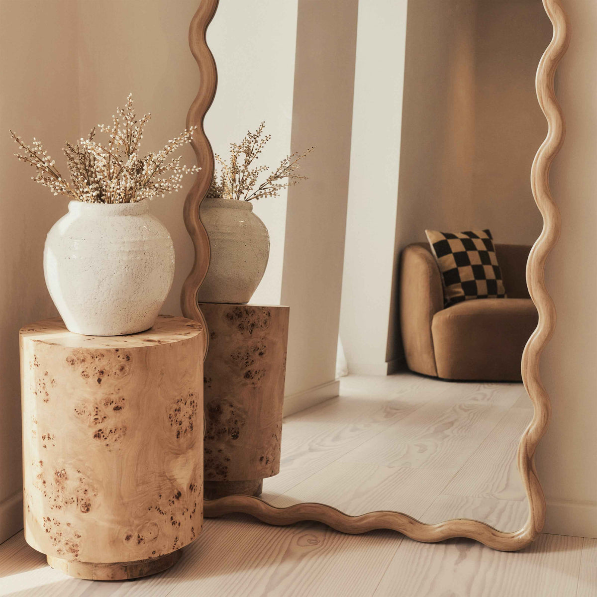 Marea - Miroir rétro ondulé en bois clair pleine longueur 170cm x 80cm