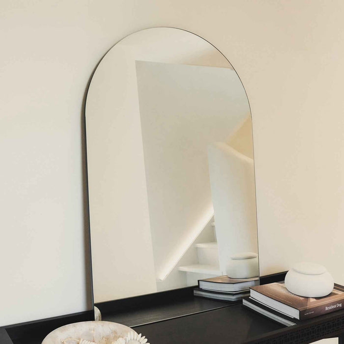 Edge - Miroir Moderne Arqué Sans Cadre 90cm x 60cm