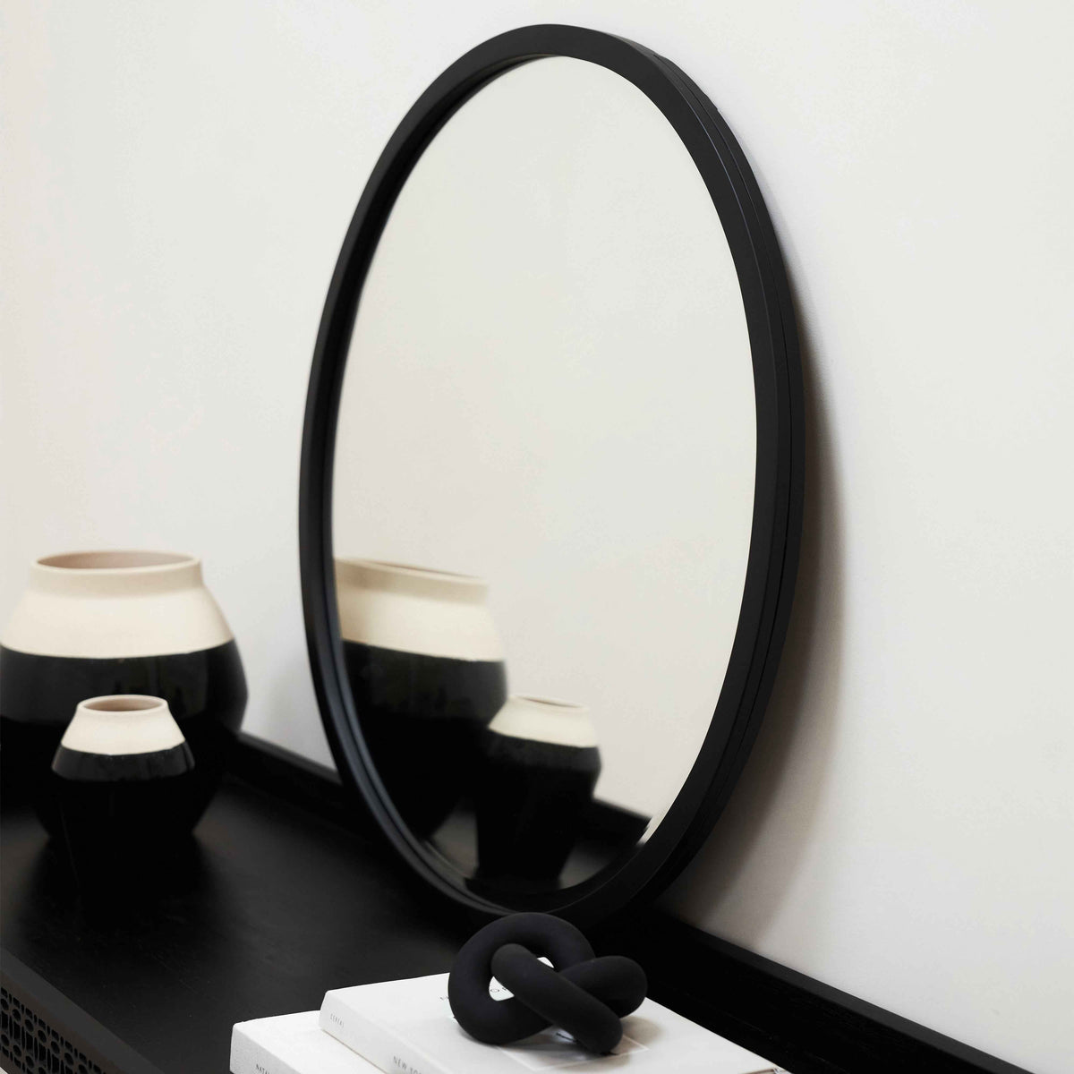Higgins - Miroir Mural Rond Moderne en Métal Noir 60cm x 60cm