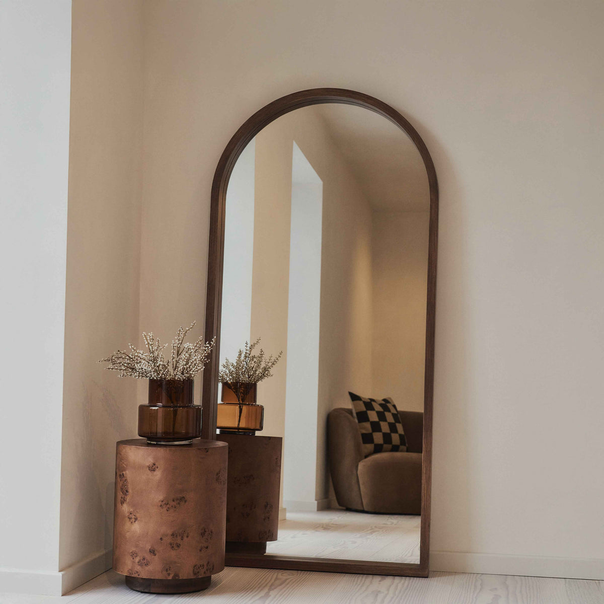 Lilia - Miroir en bois foncé plein pied arche 170cm x 80cm