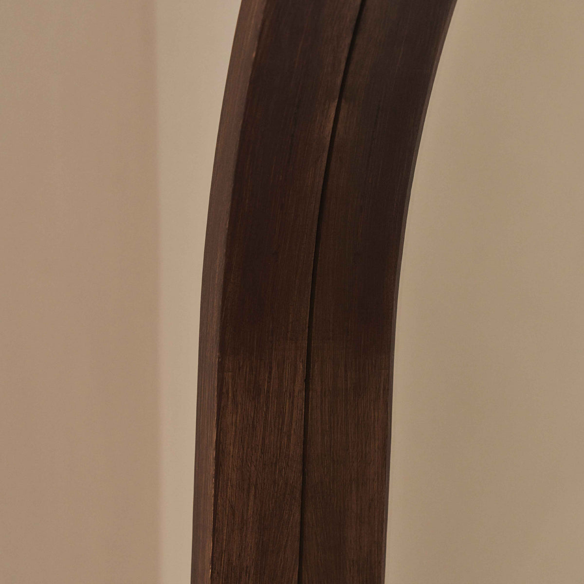 Lilia - Miroir en bois foncé plein pied arche 170cm x 80cm