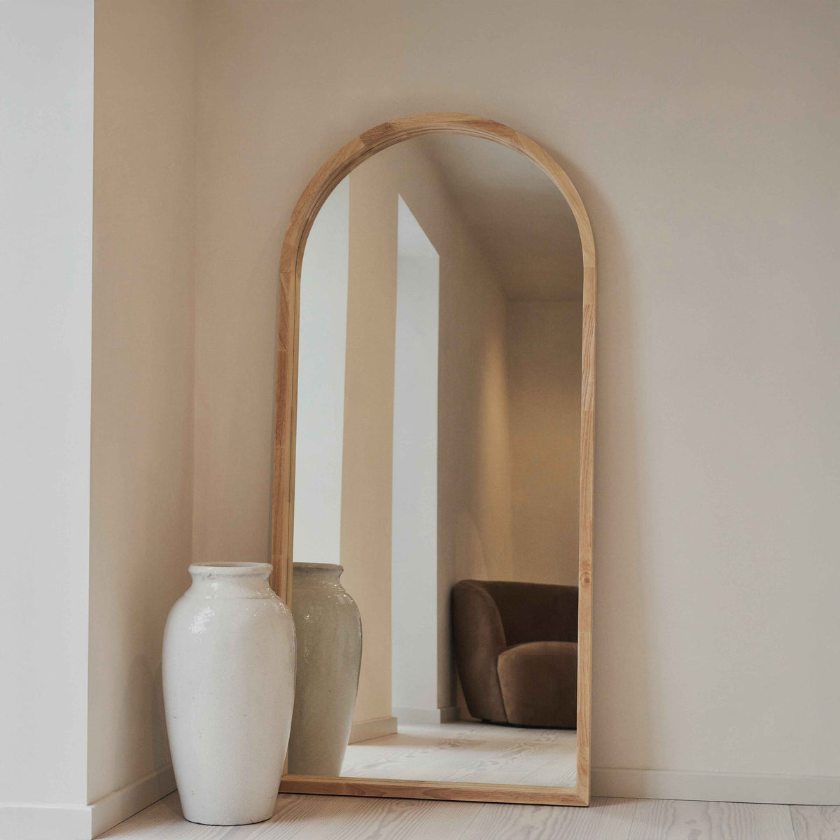 Lilia - Miroir en bois clair arqué pleine longueur 170 cm x 80 cm