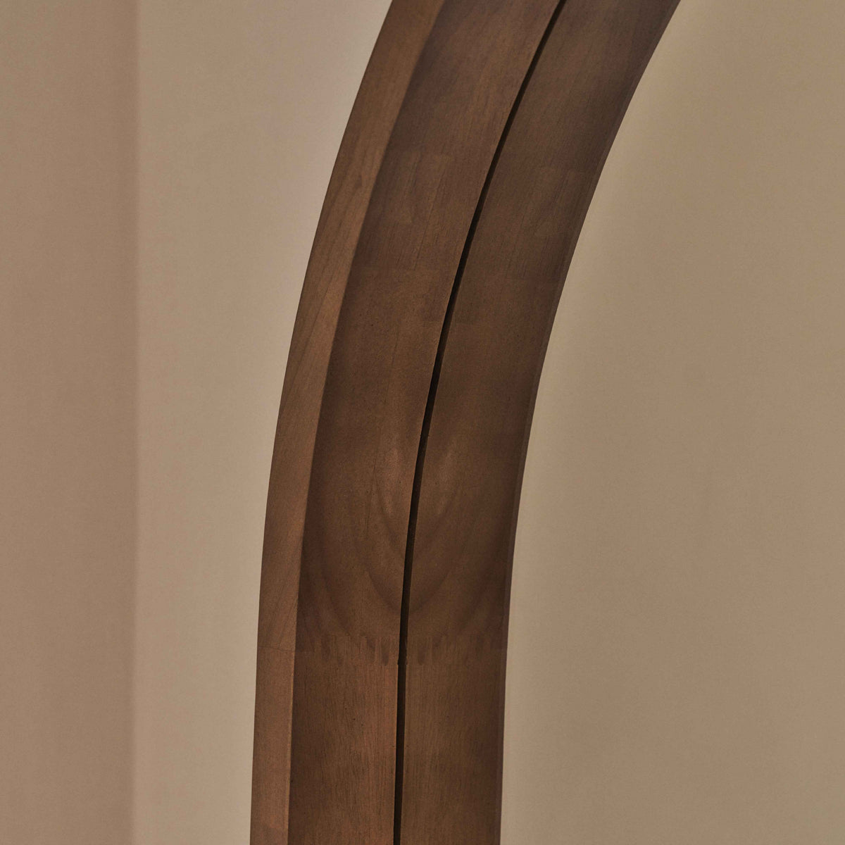Lilia - Miroir en bois chaud plein pied arche 170cm x 80cm