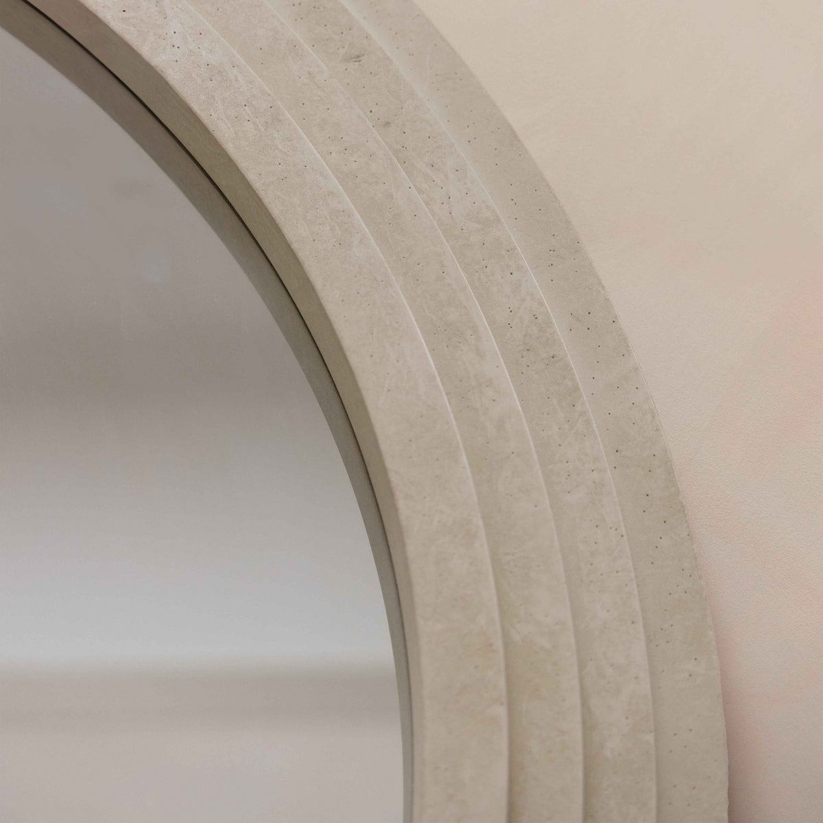 Luciana - Miroir Mural Rond en Béton 110cm x 110cm