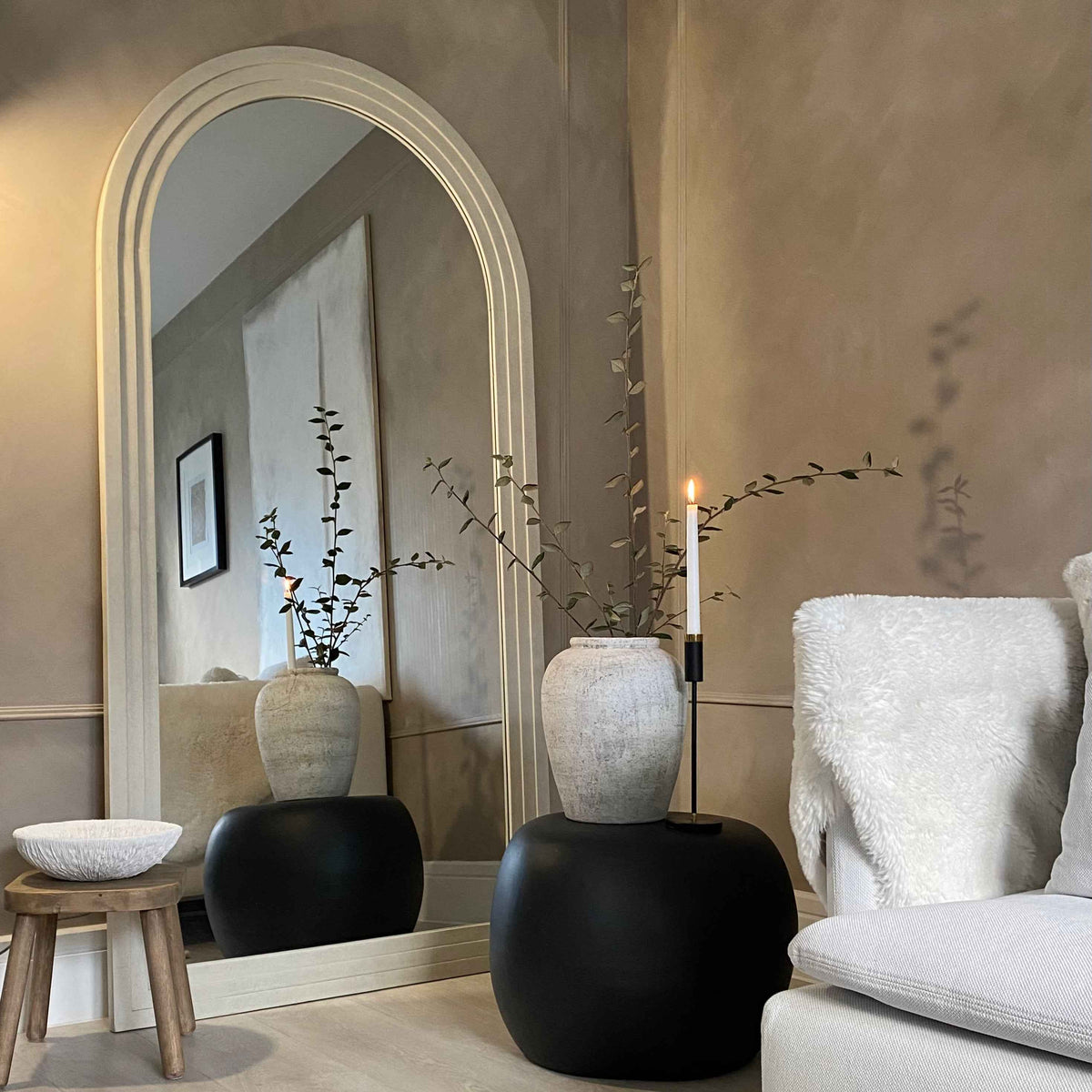 Luciano - Grand miroir en béton plein longueur totale cintré 180cm x 90cm
