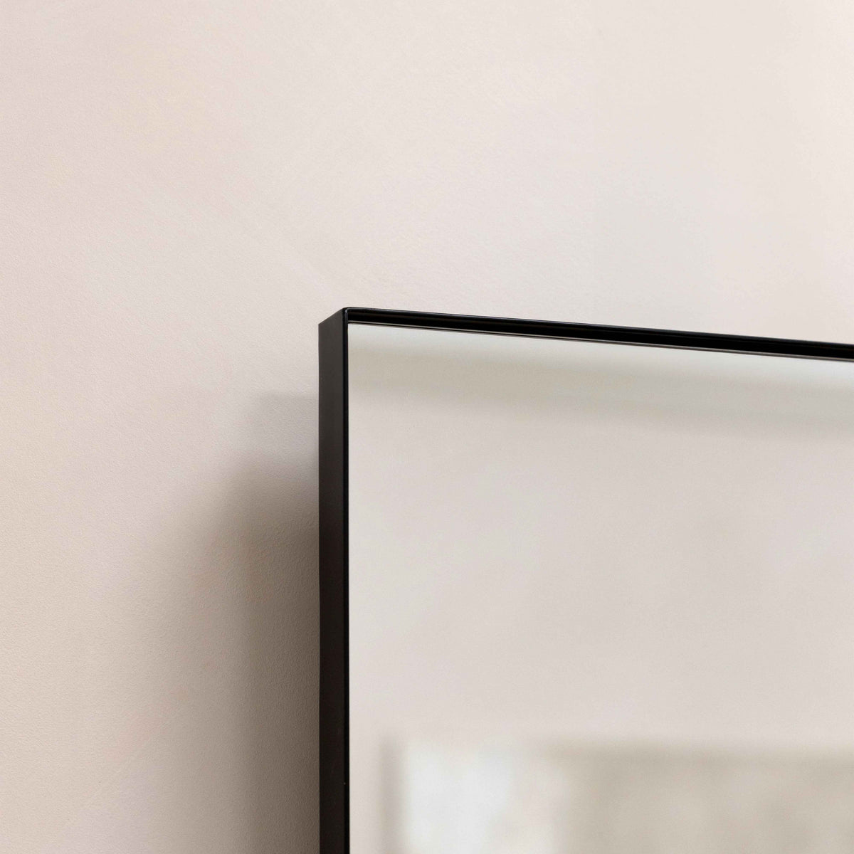 Theo - Grand miroir mural rectangulaire en métal noir 120cm x 90cm
