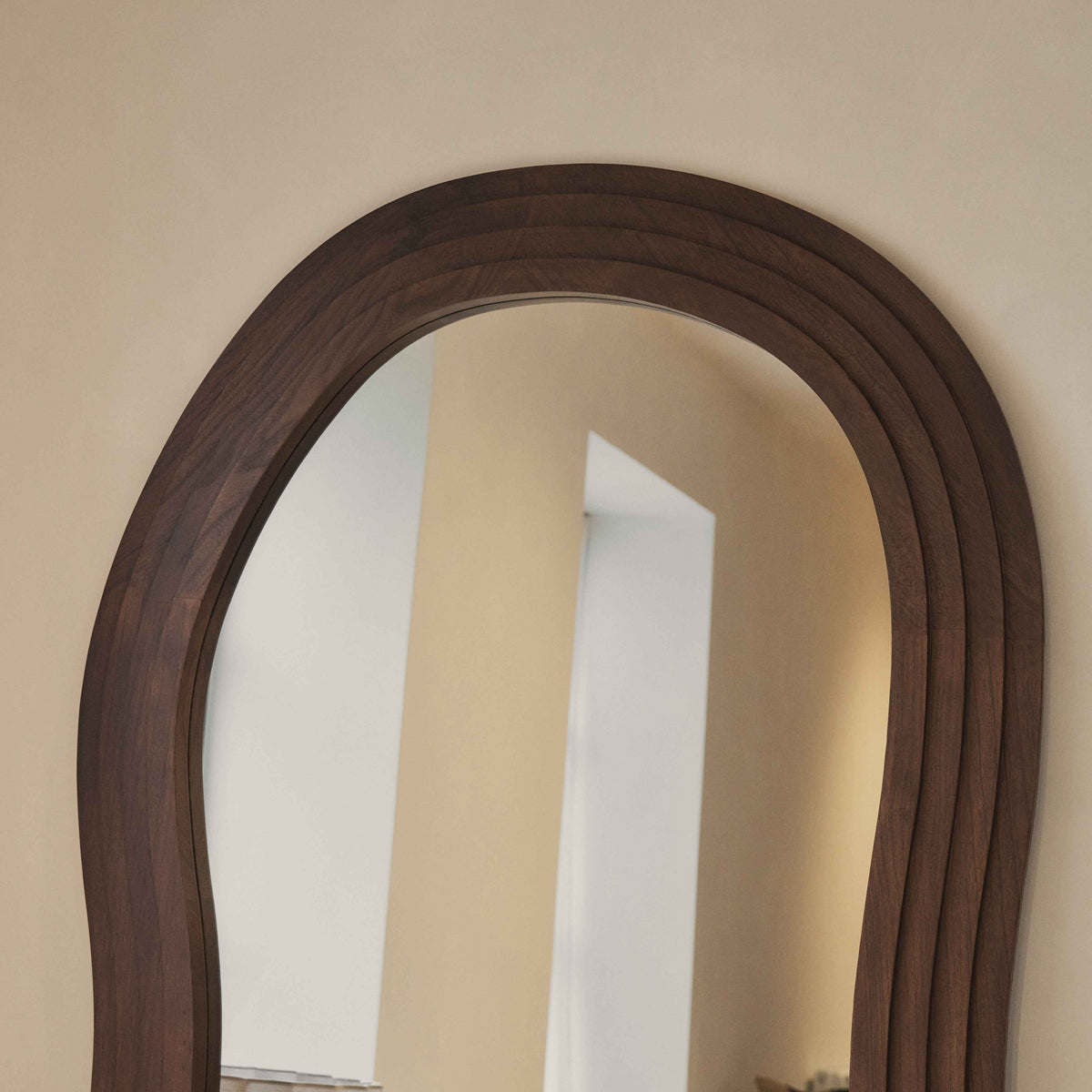 Luciana - Miroir Extra Large Pleine Longueur Bois Foncé Irregular 200cm x 115cm