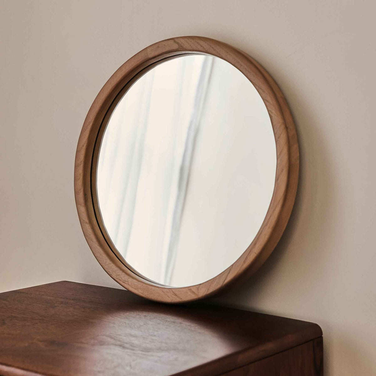 Arden - Miroir Mural Rond en Bois Chaud 40cm x 40cm