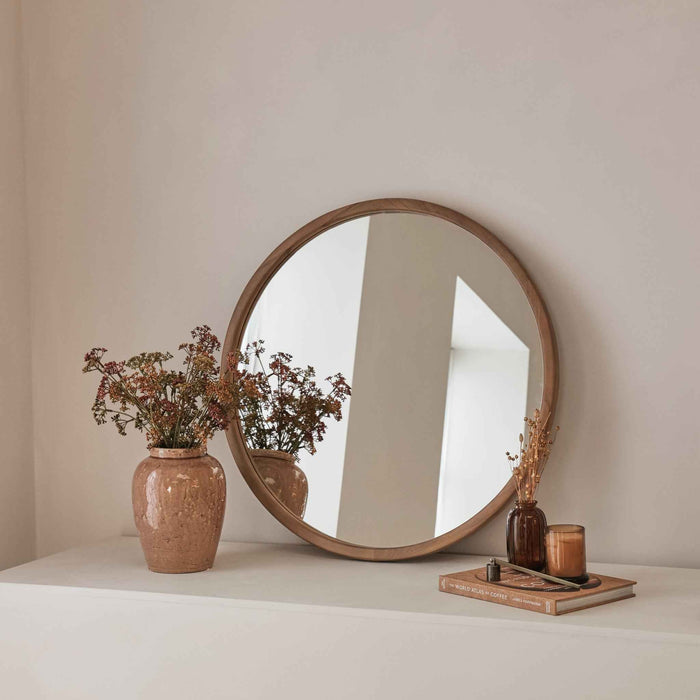 Arden - Miroir mural rond en bois chaleureux 70cm x 70cm