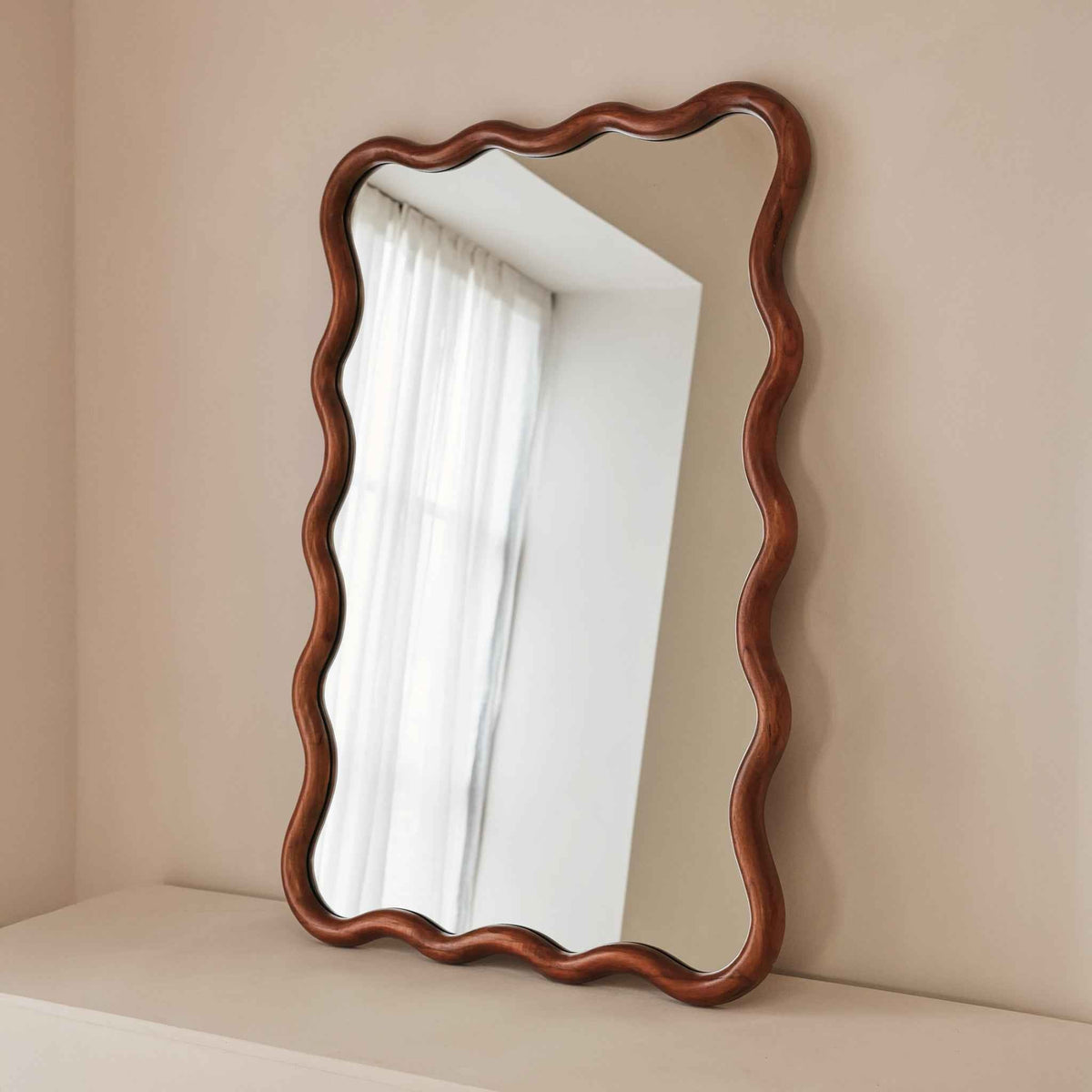 Marea - Miroir Mural Rétro Ondulé en Bois Foncé 100cm x 70cm