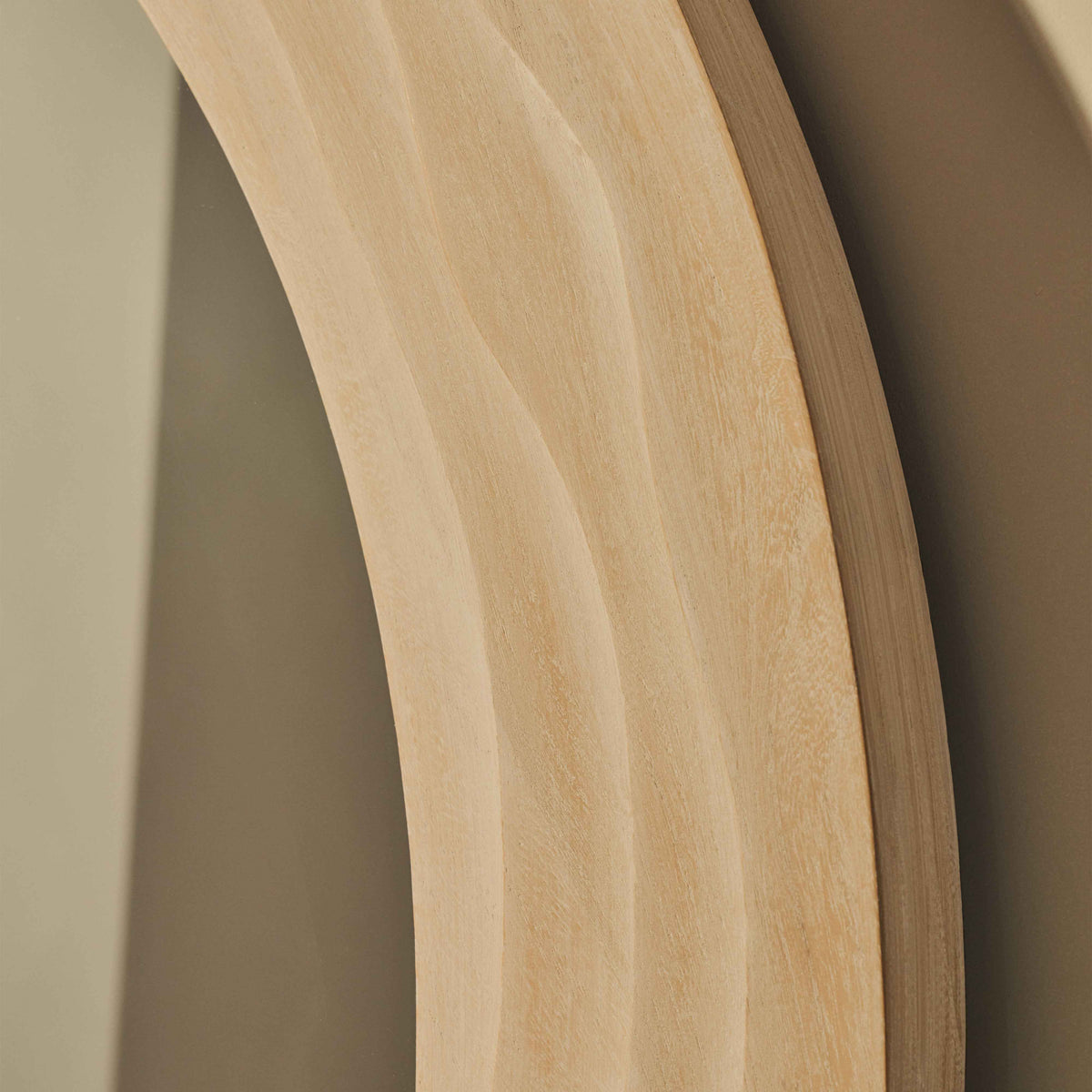 Lucelle - Miroir Arqué Extra Large en Bois