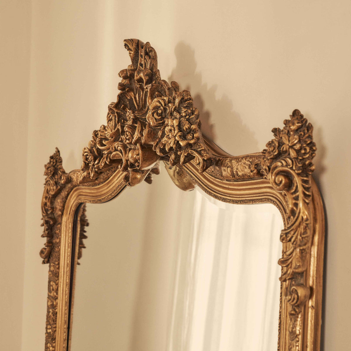 Francesca - Miroir pleine longueur or voûté orné 185 cm x 100 cm