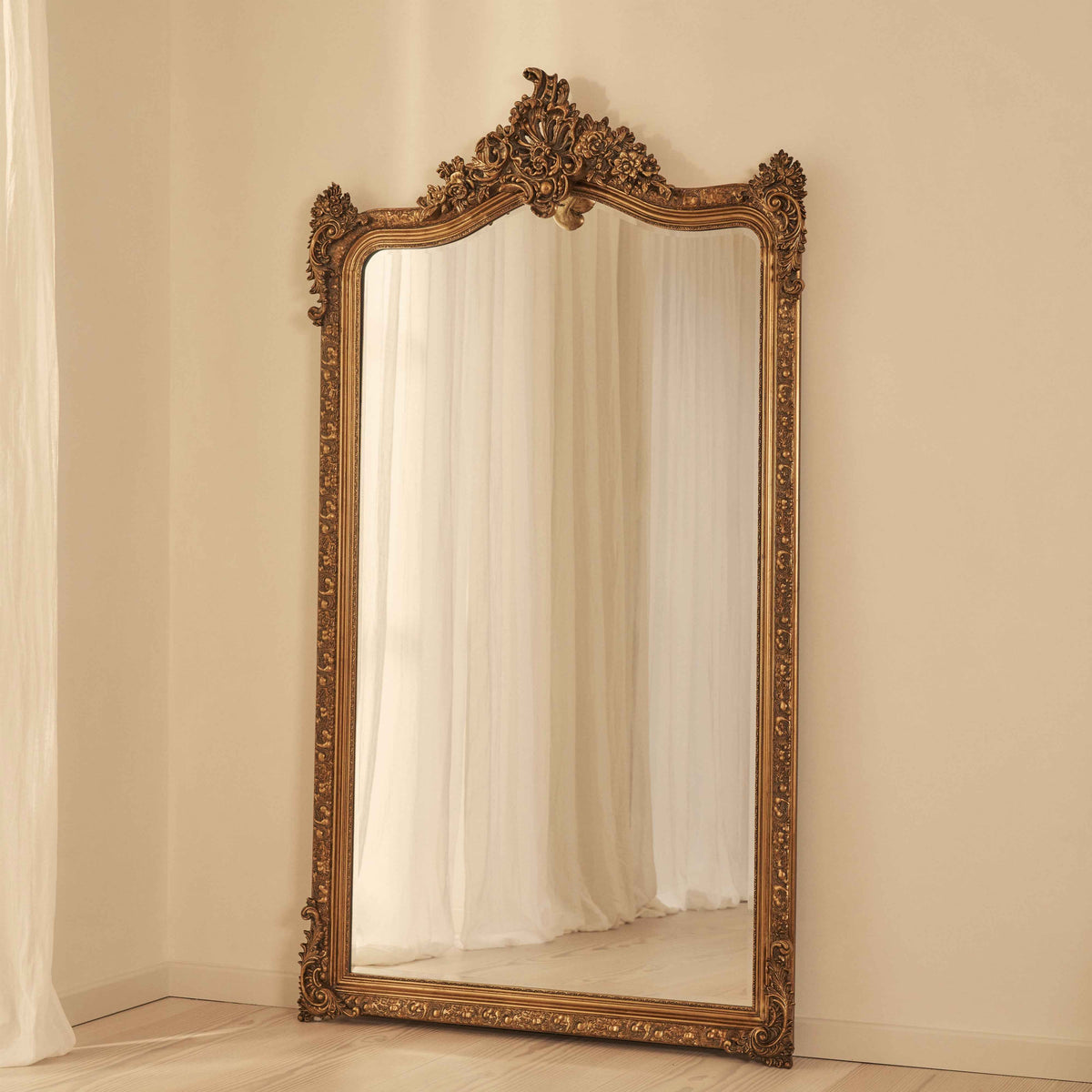 Francesca - Miroir pleine longueur or voûté orné 185 cm x 100 cm