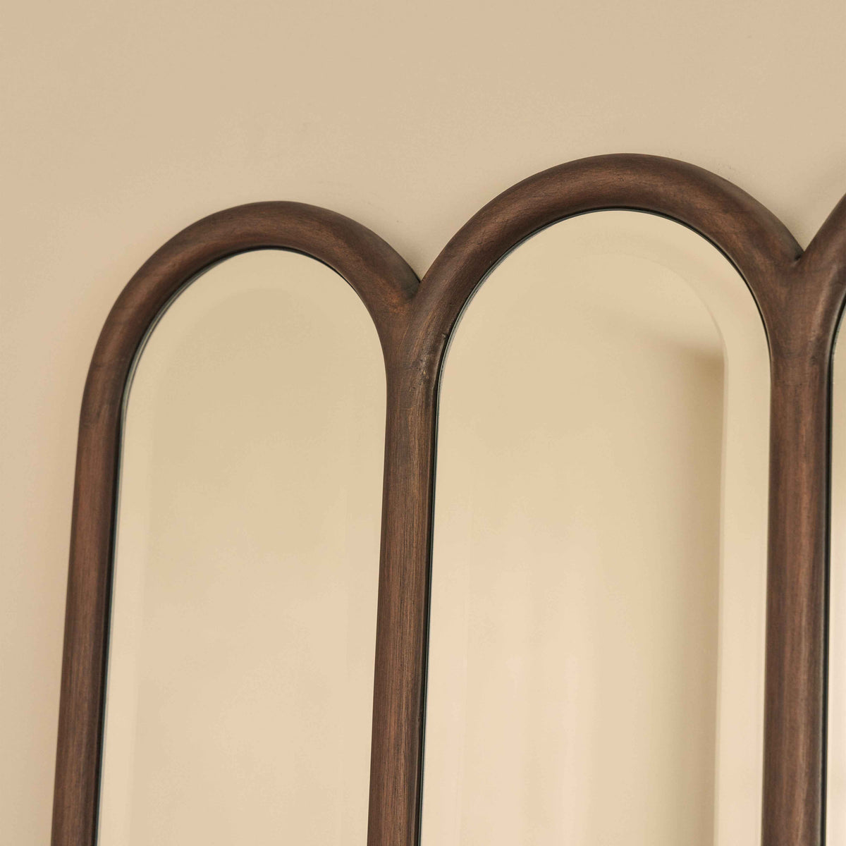 Reims - Miroir en bois foncé à panneau voûté 120cm x 80cm