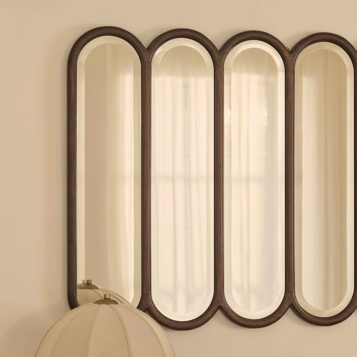 Reims - Miroir en bois foncé à panneau voûté 120cm x 80cm