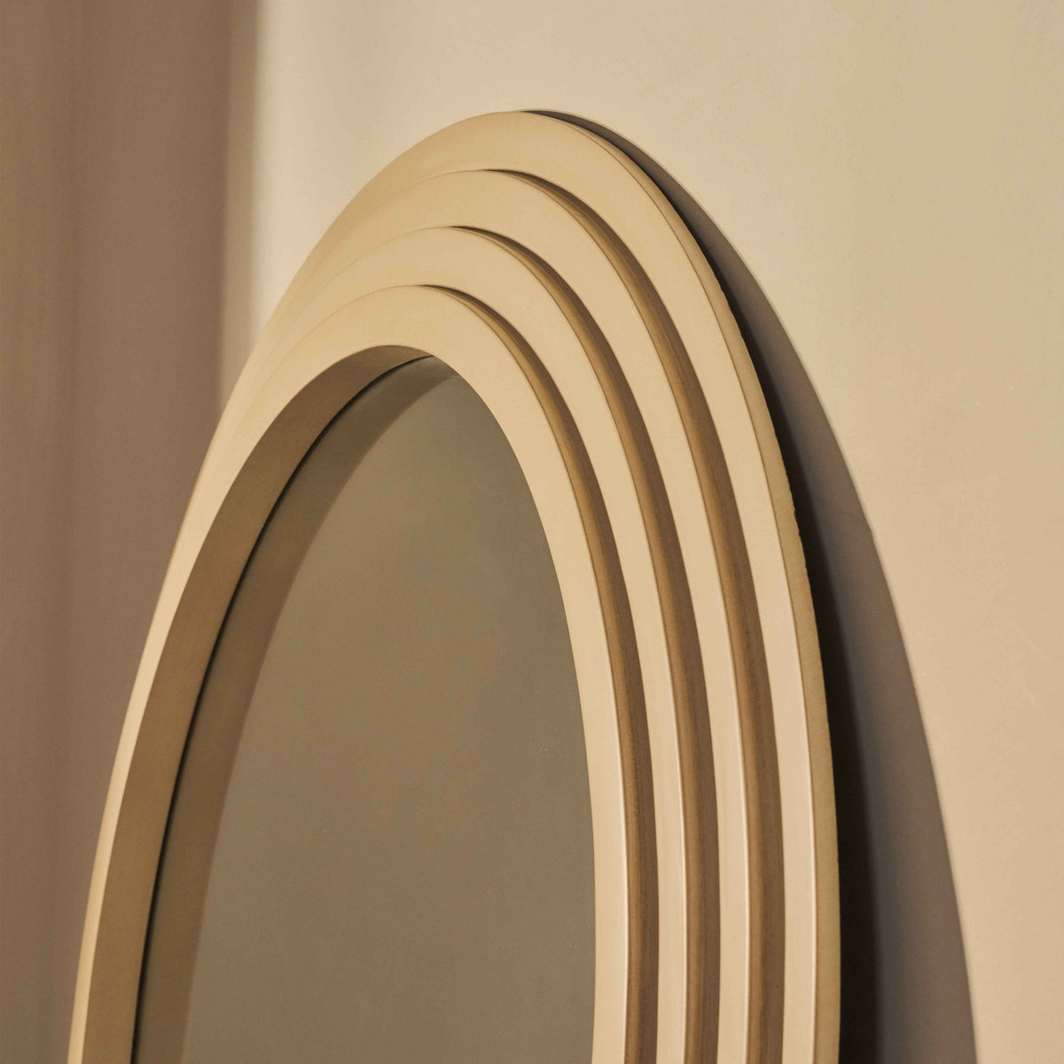 Luciana - Miroir de Cheminée Arqué en Béton 120cm x 100cm