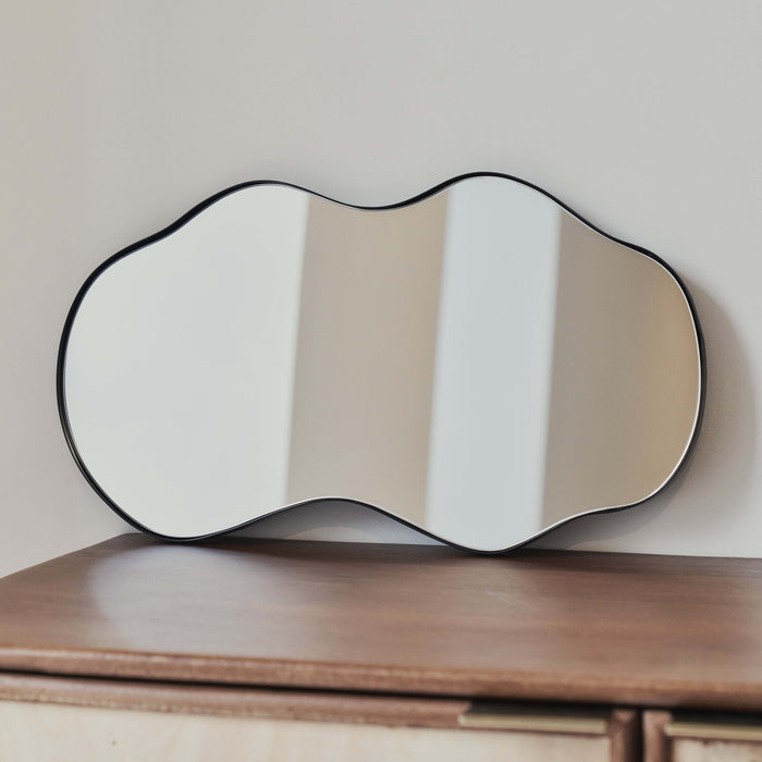 Ava - Miroir irrégulier en forme d'étang noir 50 cm x 30 cm