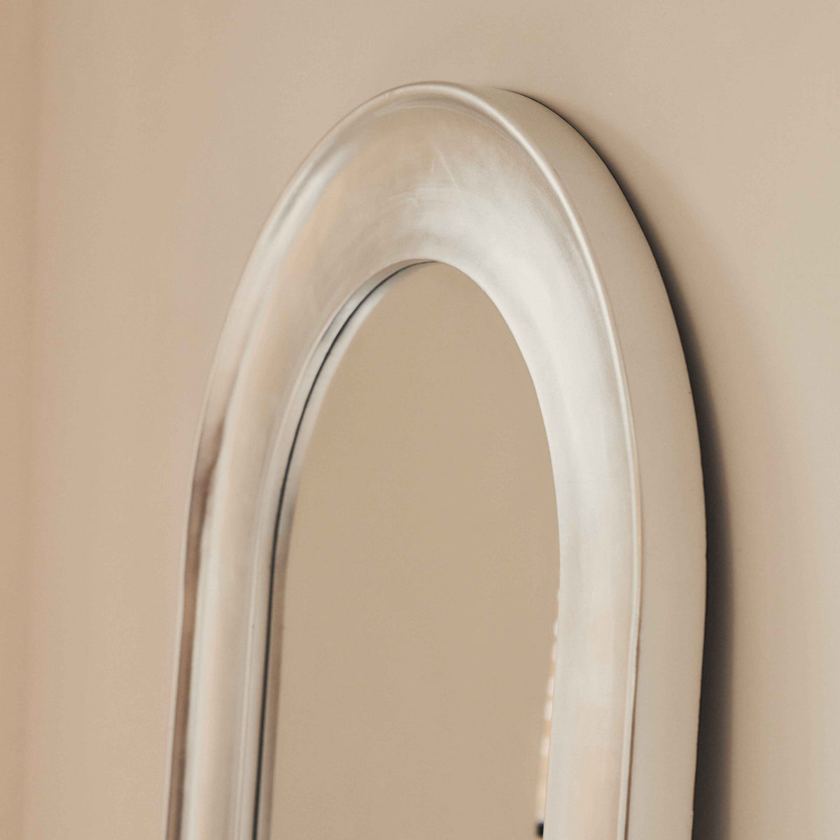 Porta - Miroir grand format arqué brossé chrome 180cm x 70cm
